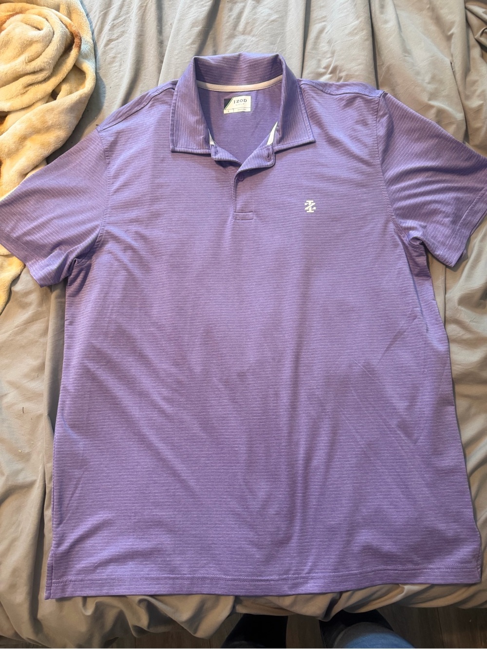 Izod Men's Lavender Short-Sleeve Polo